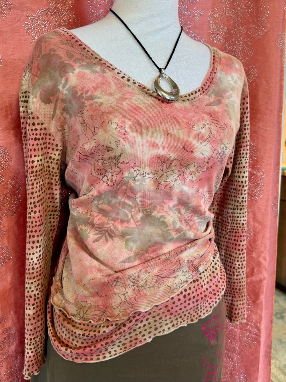 Glima Y2K Women's Floral Tie-Dye V-Neck Long Sleeve Top - Pink and brown - XL